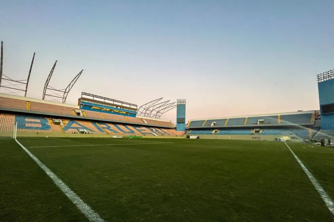 Ingressos gratuitos para Santos FC x Palmeiras, na Arena Barueri, pela  semifinal do Paulista Sub-17 - Santos Futebol Clube