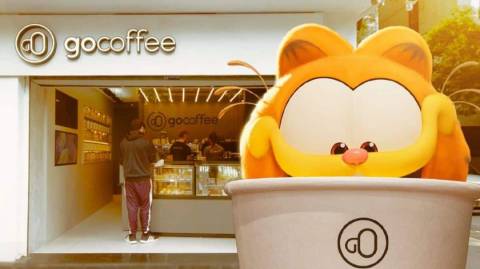 Go Coffee Alphaville aposta em bebidas e copos colecionáveis inspirados em Garfield