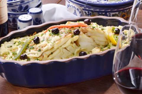 Rancho Português anuncia cardápio especial para Semana Santa com opções de bacalhau para viagem