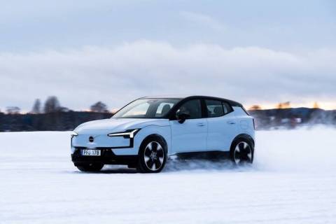 Volvo EX30 é eleito modelo elétrico com menor desvalorização no mercado de seminovos