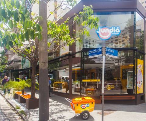 Jundiá Sorvetes anuncia expansão; modelo 'loja da fábrica' opera em Barueri