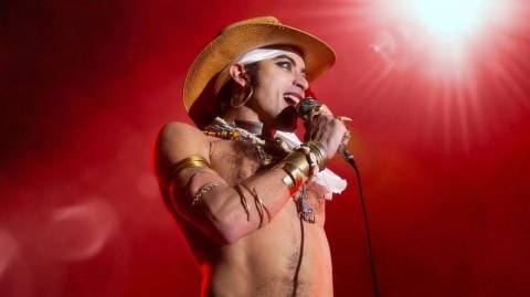 'Homem com H': Cinebiografia de Ney Matogrosso estreia na Netflix