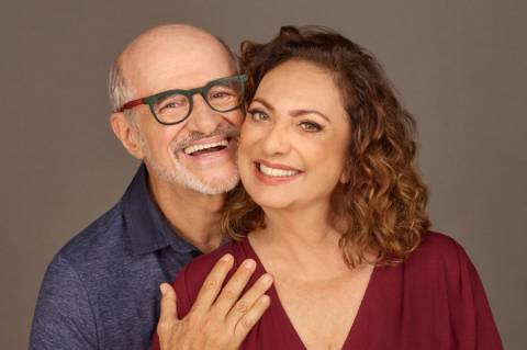 Marcos Caruso e Eliane Giardini reestreiam a peça Intimidade Indecente