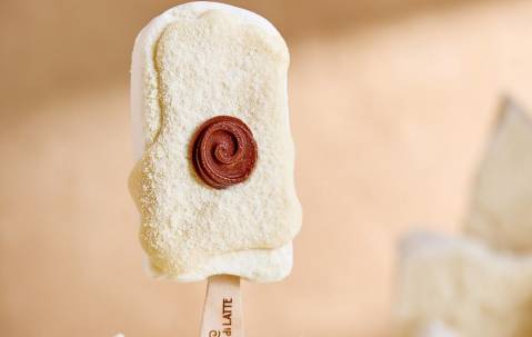 Bacio di Latte lança novo sabor com leite ninho e chocolate branco