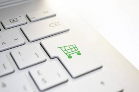 Golpe da loja online falsa é o tipo de fraude mais comum no Brasil, aponta pesquisa