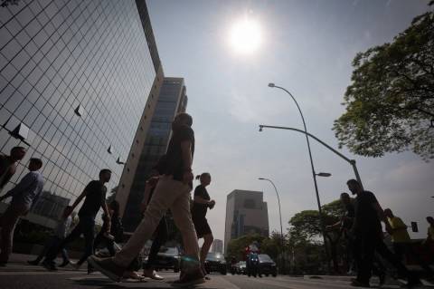 Defesa Civil Estadual alerta para tempo seco e grande amplitude térmica nos próximos dias