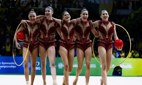 Brasil conquista prata na série mista no Mundial de ginástica rítmica
