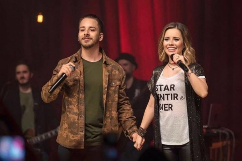 Bauducco faz promoção com ingressos para shows de Sandy & Junior