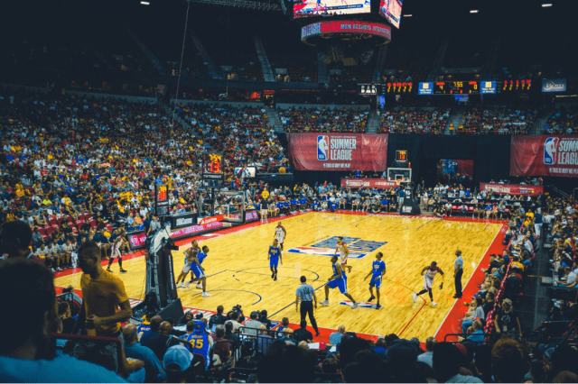 De Jogo De Basquete Ao Vivo Modelo