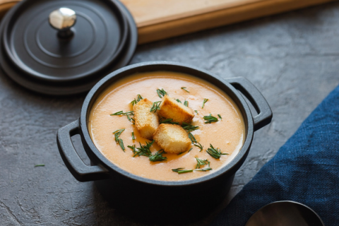 4 opções de sopas e cremes para aproveitar nos dias frios