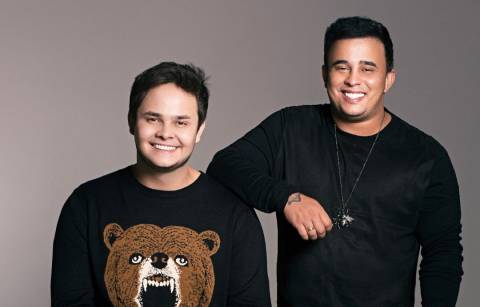 Sertanejo Kauan compra mansão em Alphaville por R$ 6,5 milhões