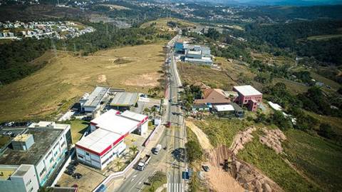 Com três obras em Alphaville, Parnaíba anuncia Plano de Metas
