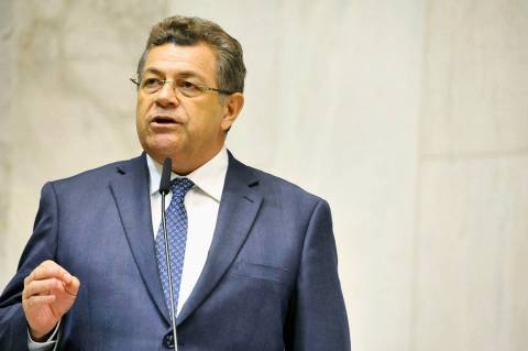 Pré-candidato, Emidio destinou R$ 4 milhões à região